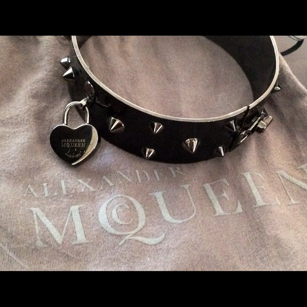 Alexander McQueen's Punk Spiked Metal Choker